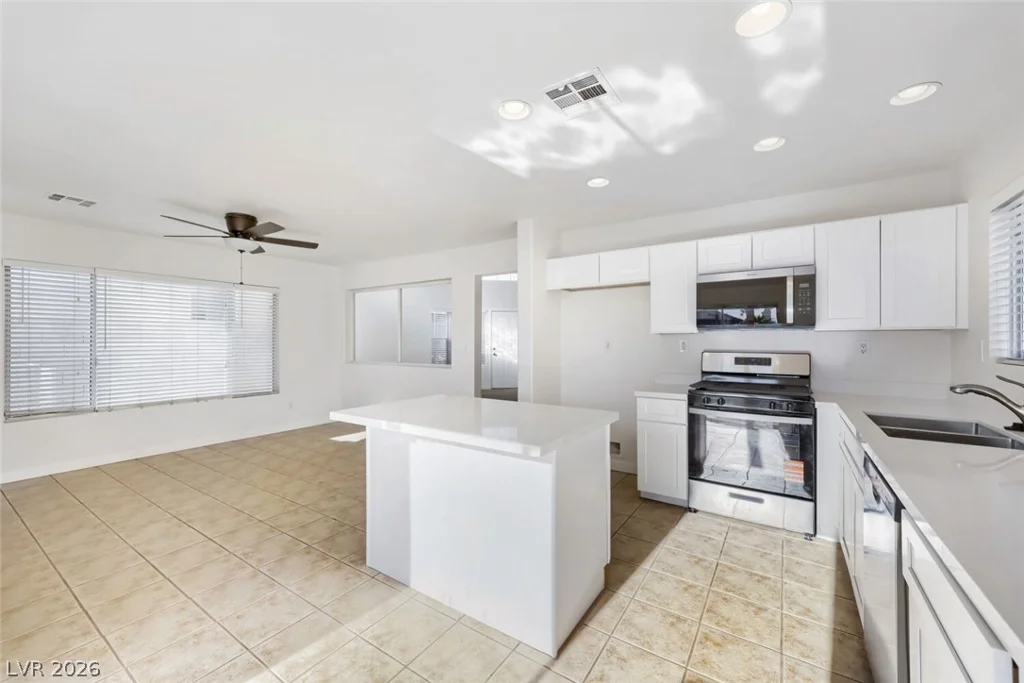 9034 Dulcimer, Las Vegas, NV 89123