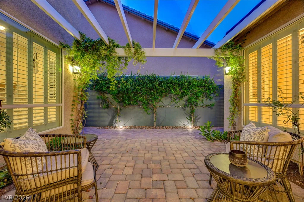 7323 Durand Park, Las Vegas, NV 89166