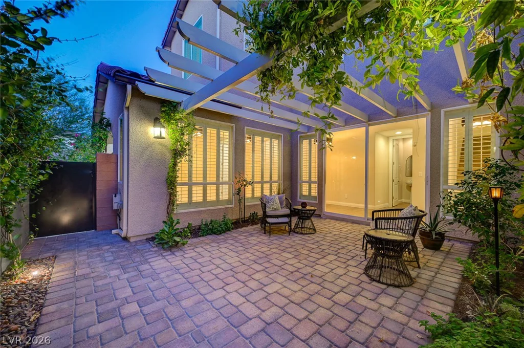 7323 Durand Park, Las Vegas, NV 89166