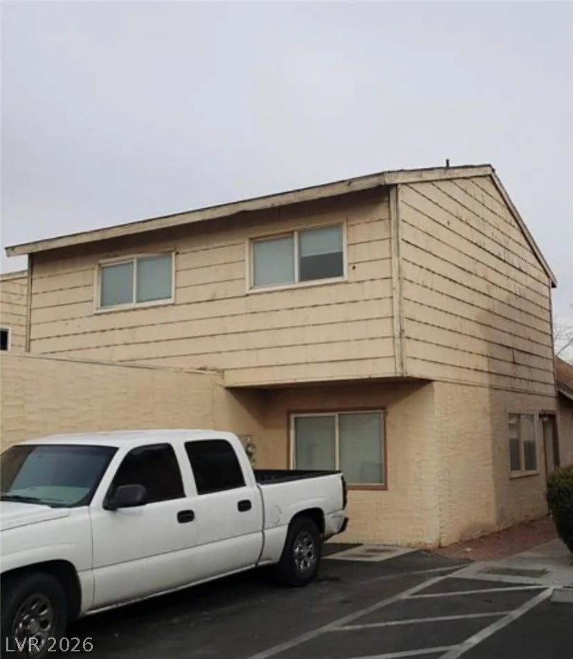 5126 Golden, Las Vegas, NV 89119