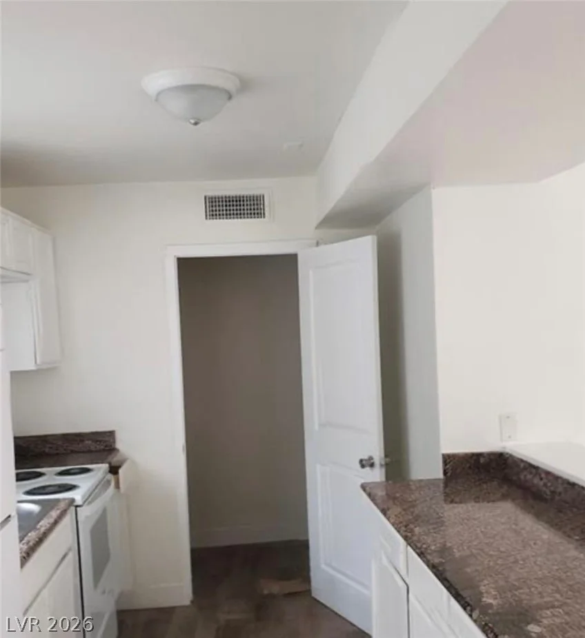 5126 Golden, Las Vegas, NV 89119