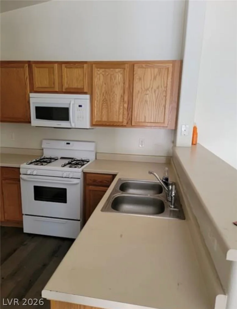 6425 EXTREME SHEAR, Henderson, NV 89011