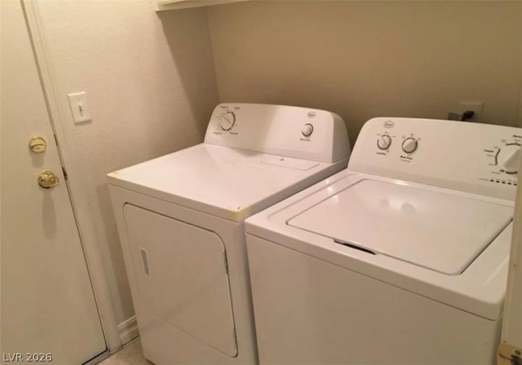 6119 Magic Mesa, North Las Vegas, NV 89031