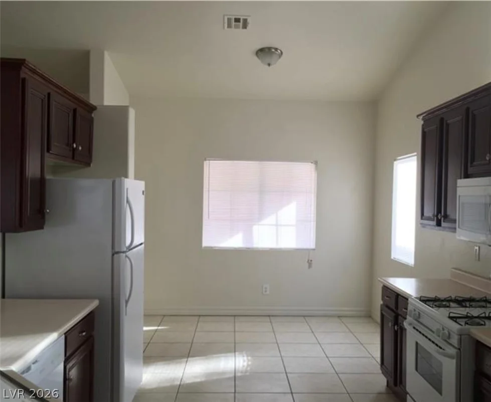 6119 Magic Mesa, North Las Vegas, NV 89031