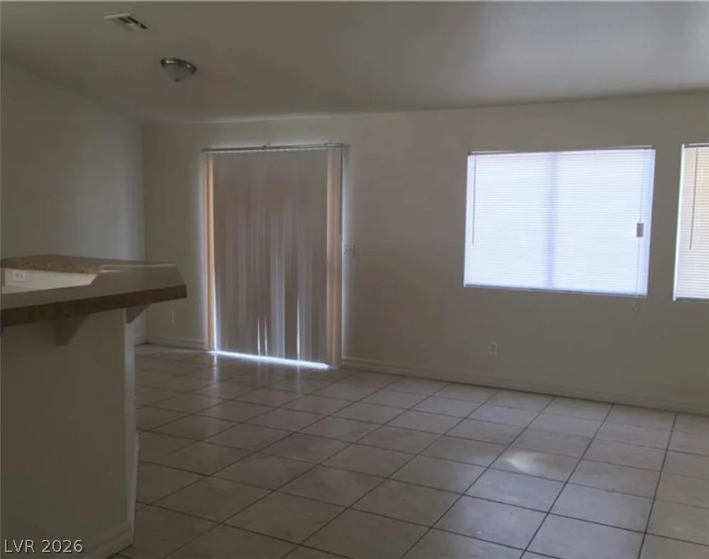 6119 Magic Mesa, North Las Vegas, NV 89031