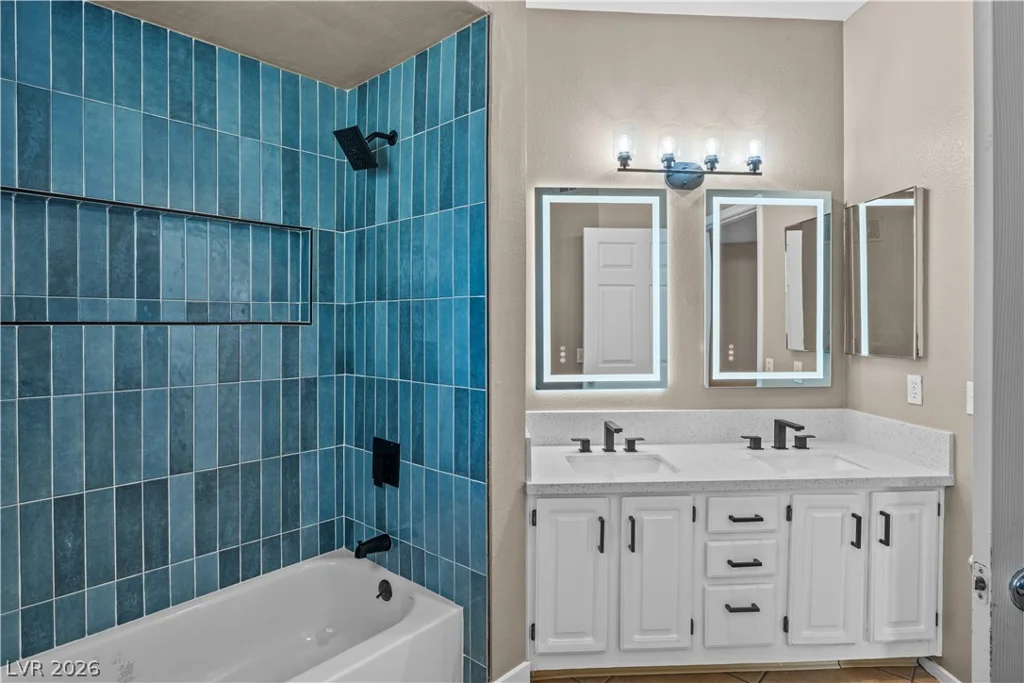 8400 Charleston, Las Vegas, NV 89117