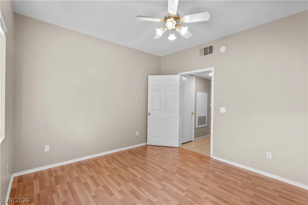 8400 Charleston, Las Vegas, NV 89117