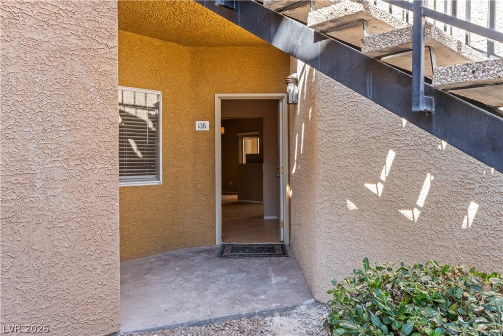 8400 Charleston, Las Vegas, NV 89117