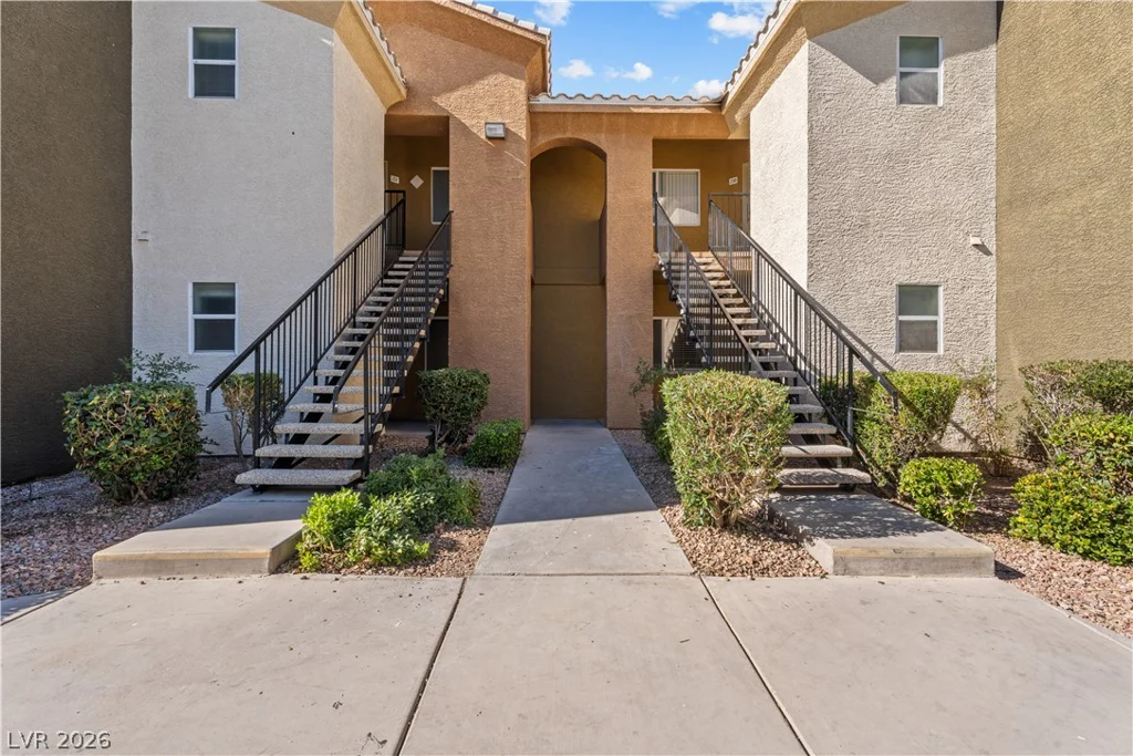 8400 Charleston, Las Vegas, NV 89117