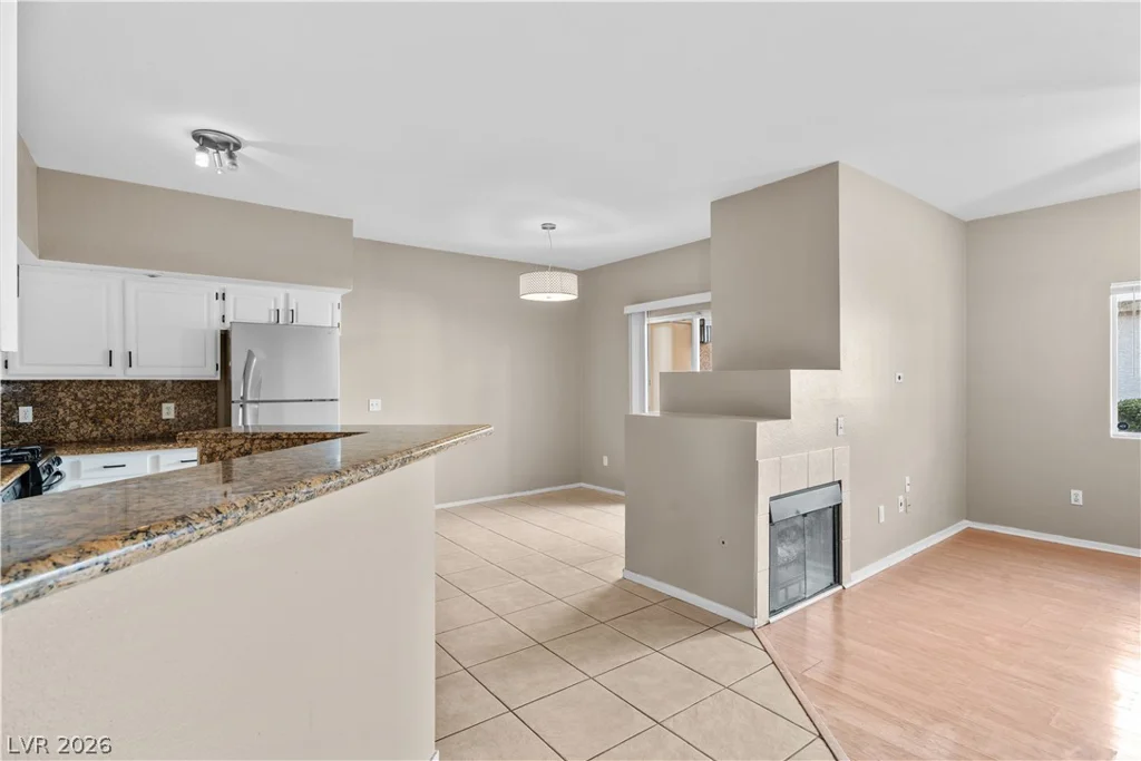 8400 Charleston, Las Vegas, NV 89117