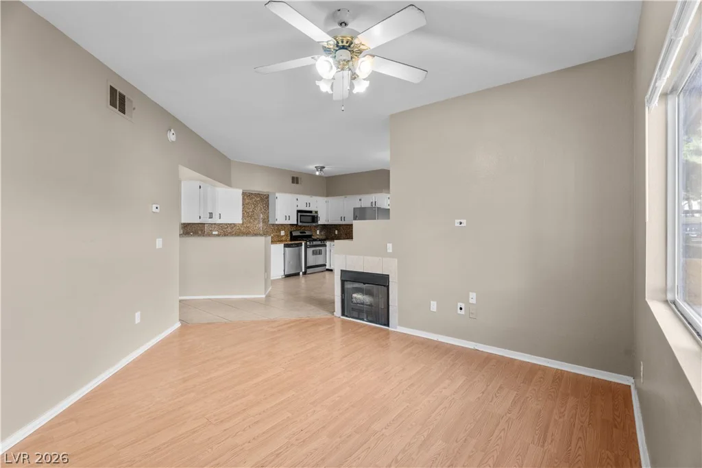 8400 Charleston, Las Vegas, NV 89117