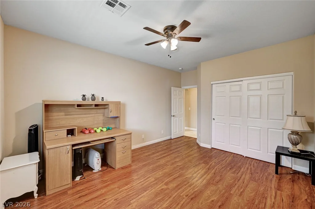 8223 Saddleback Ledge, Las Vegas, NV 89147