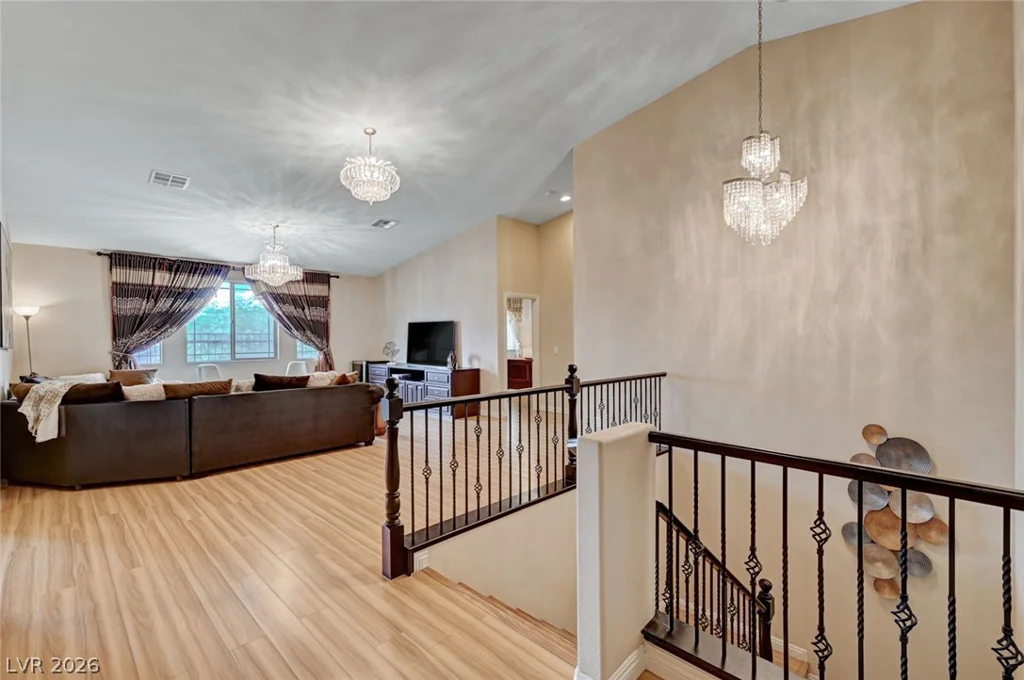 8223 Saddleback Ledge, Las Vegas, NV 89147