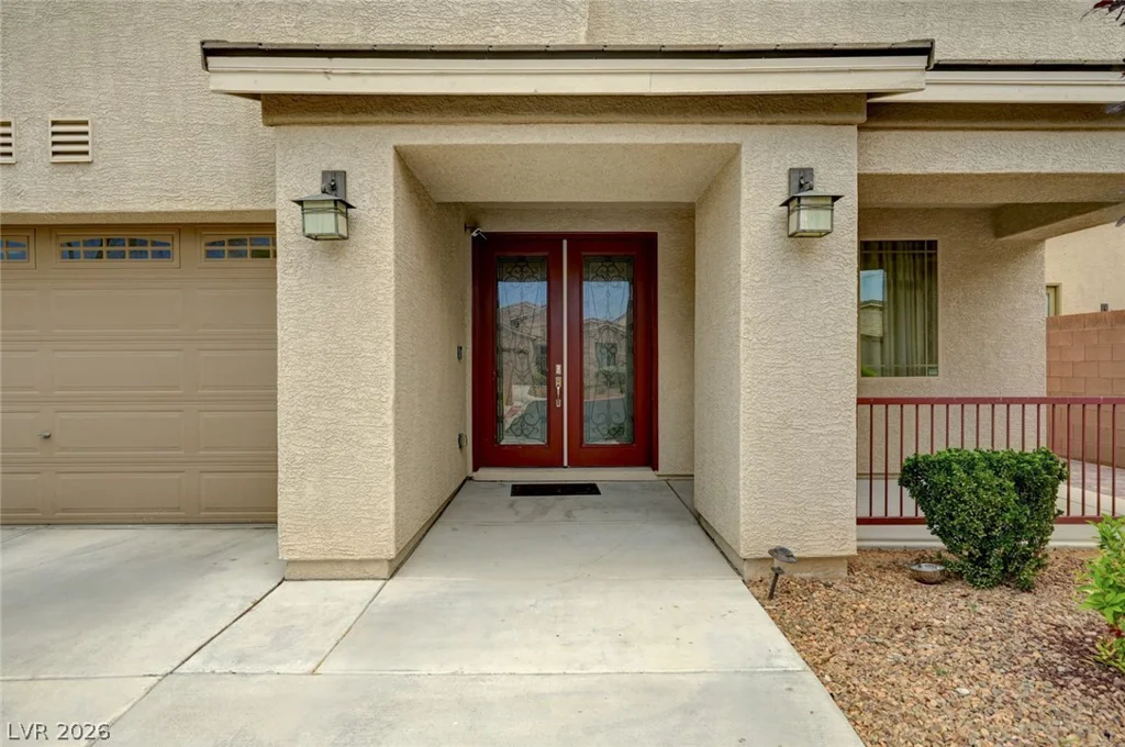 8223 Saddleback Ledge, Las Vegas, NV 89147