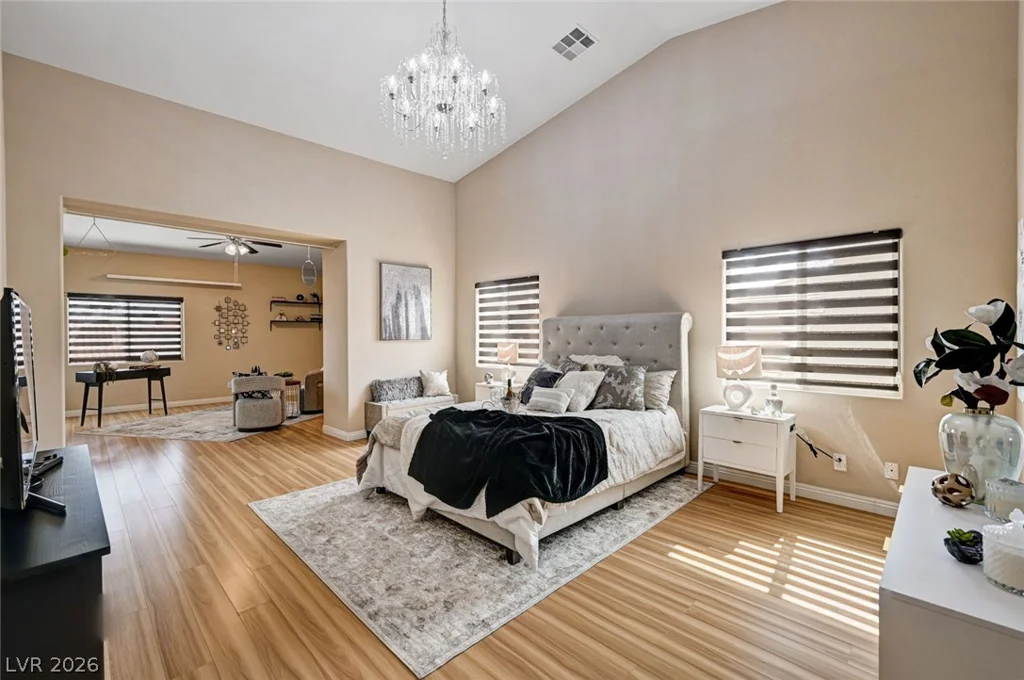8223 Saddleback Ledge, Las Vegas, NV 89147