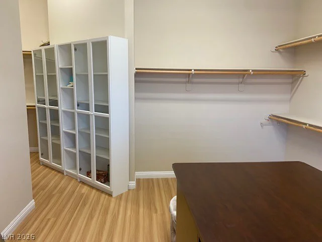 8223 Saddleback Ledge, Las Vegas, NV 89147