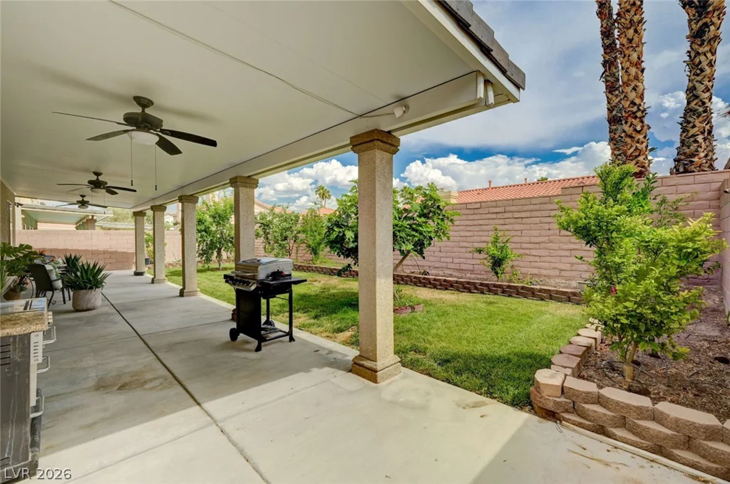 8223 Saddleback Ledge, Las Vegas, NV 89147