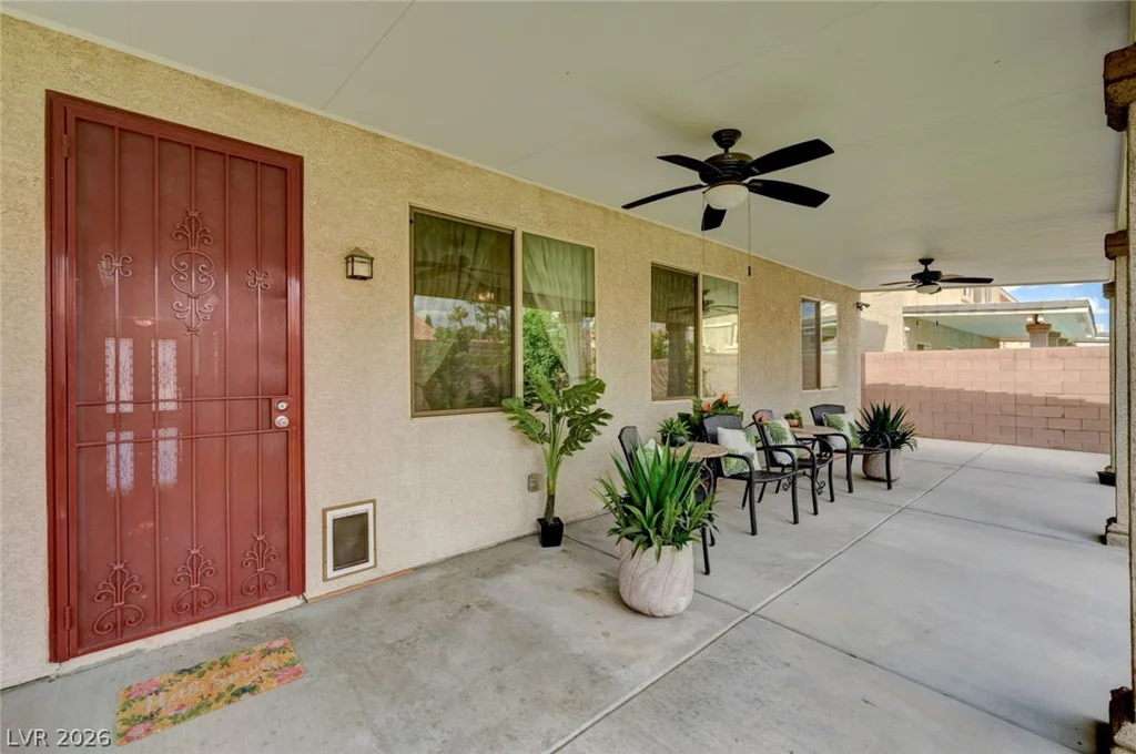 8223 Saddleback Ledge, Las Vegas, NV 89147