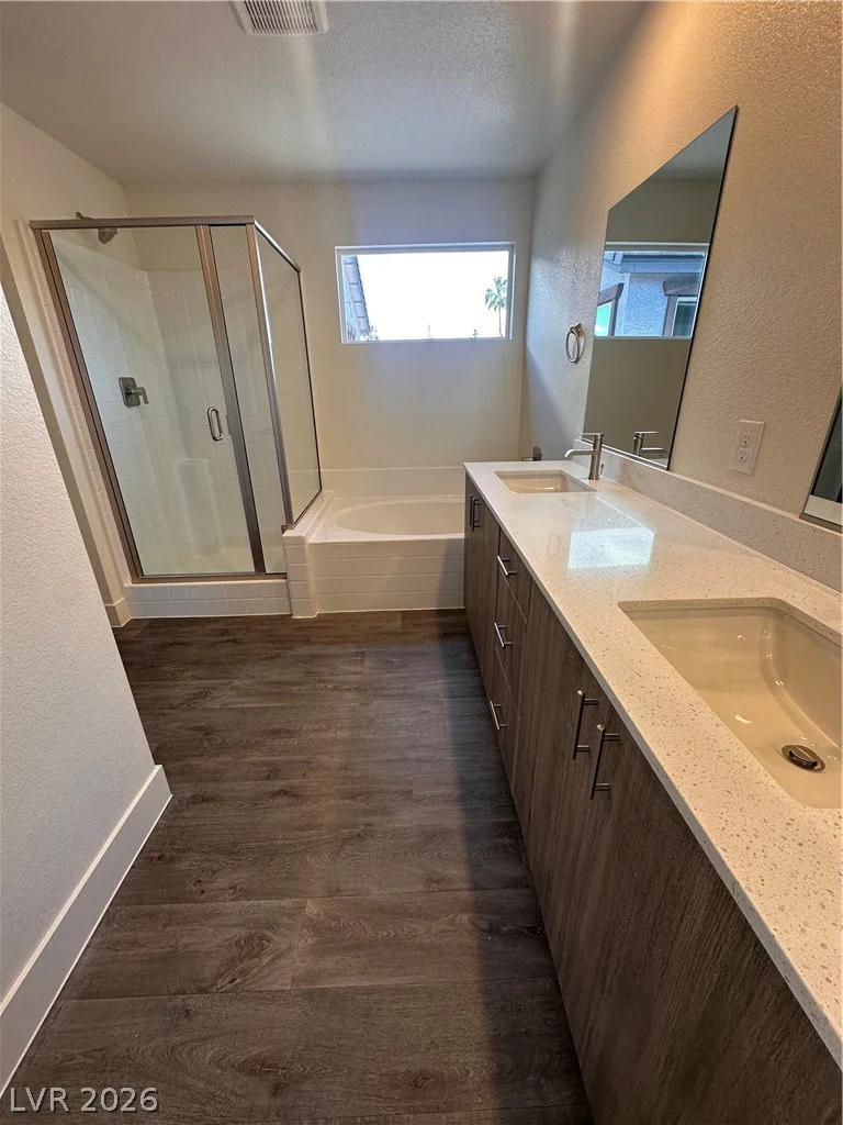 2464 Tom Collins, Las Vegas, NV 89169
