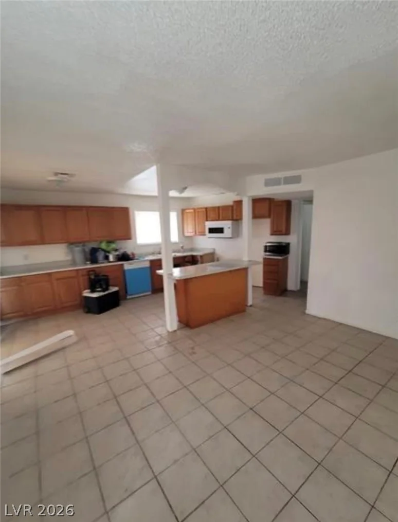 6733 Carey, Las Vegas, NV 89156