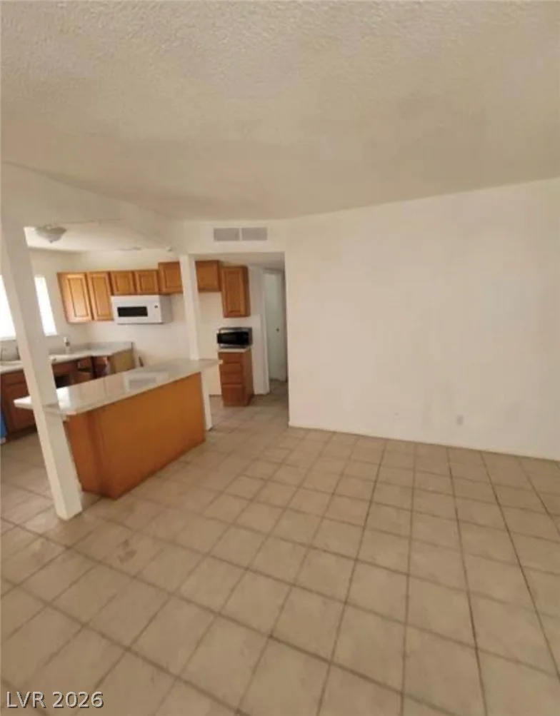 6733 Carey, Las Vegas, NV 89156