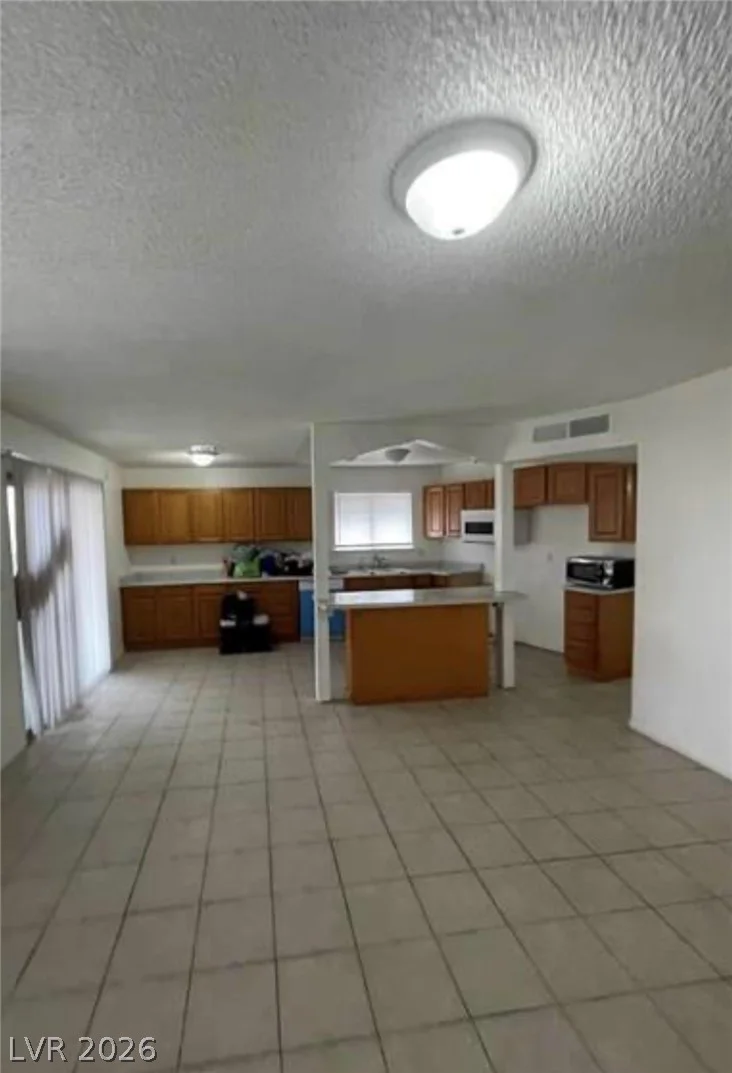 6733 Carey, Las Vegas, NV 89156