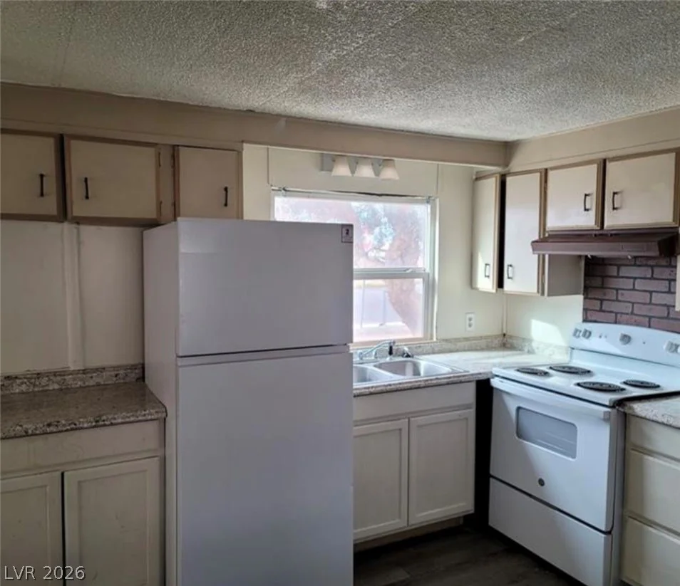 1121 Pawnee, Henderson, NV 89015