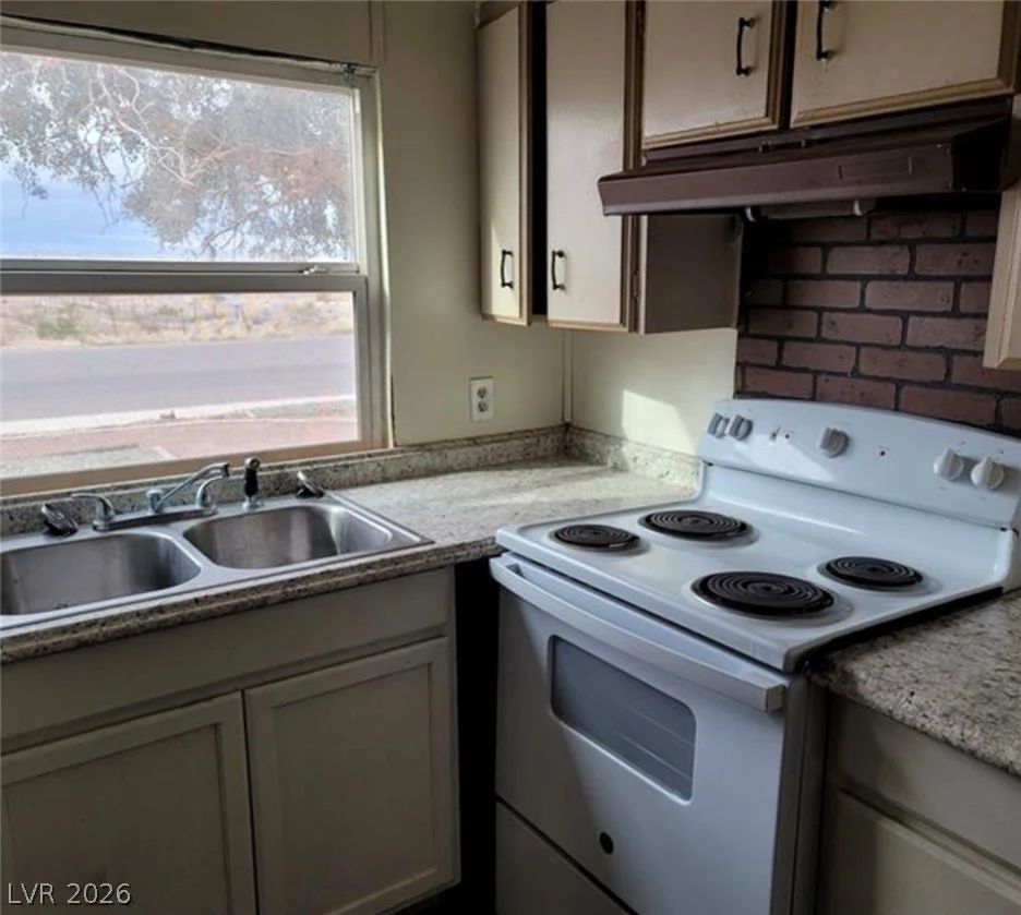 1121 Pawnee, Henderson, NV 89015