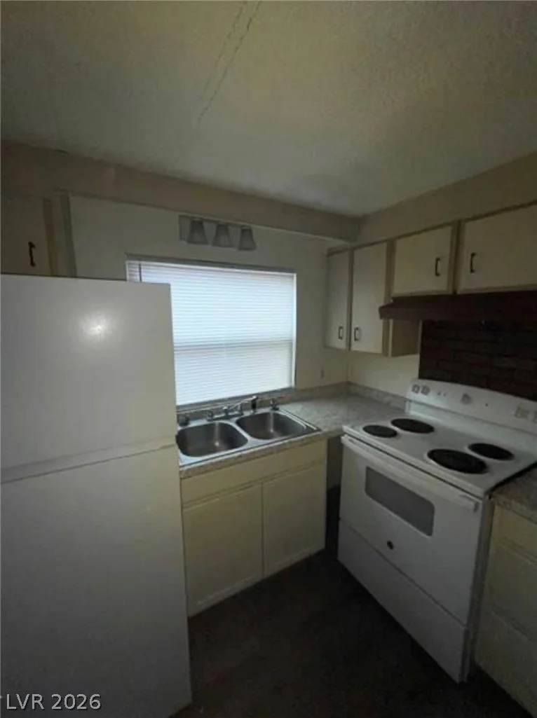 1121 Pawnee, Henderson, NV 89015