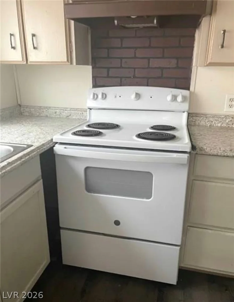 1121 Pawnee, Henderson, NV 89015