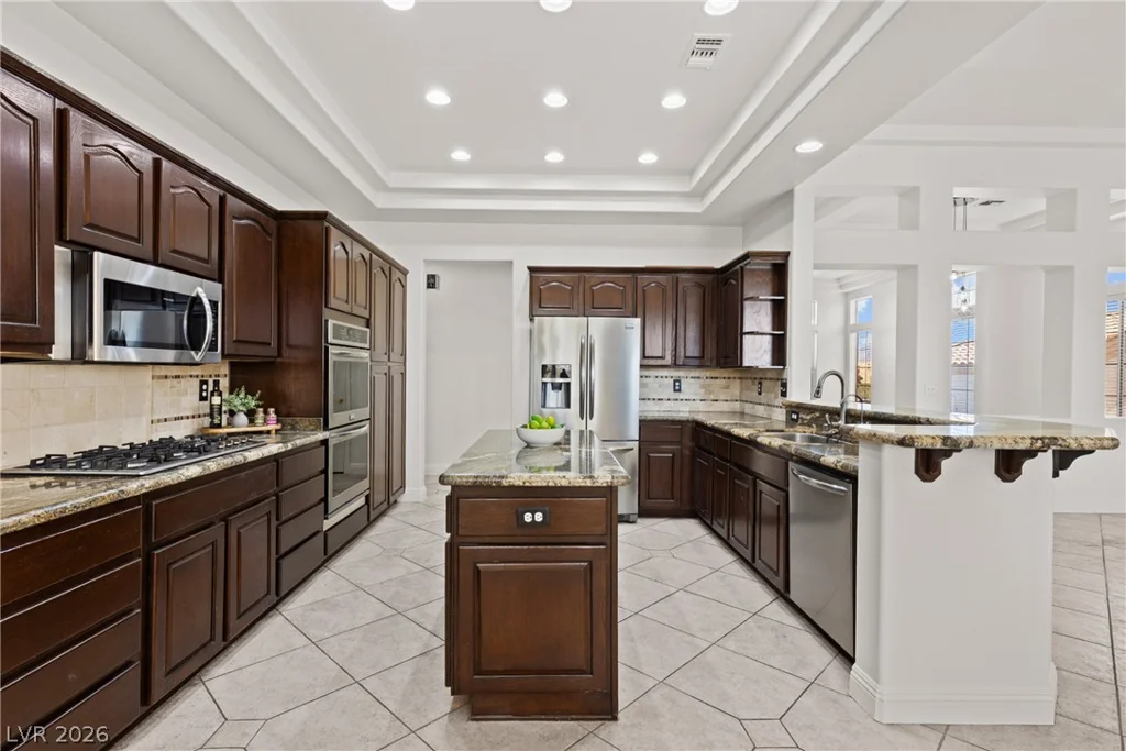 10033 Villa Ridge, Las Vegas, NV 89134