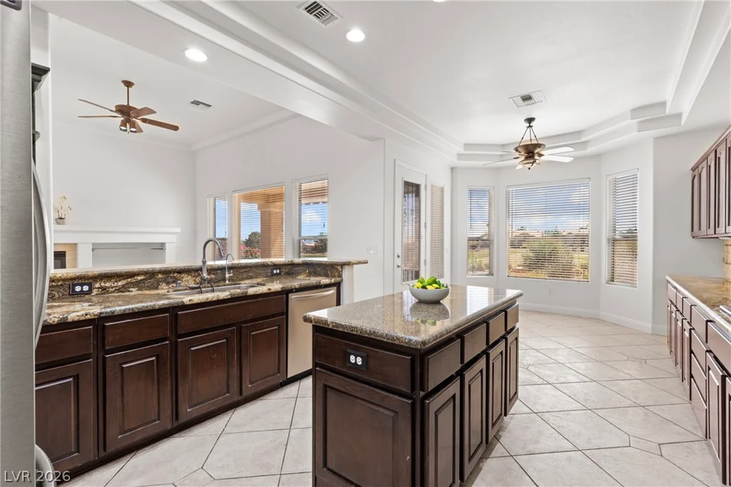 10033 Villa Ridge, Las Vegas, NV 89134