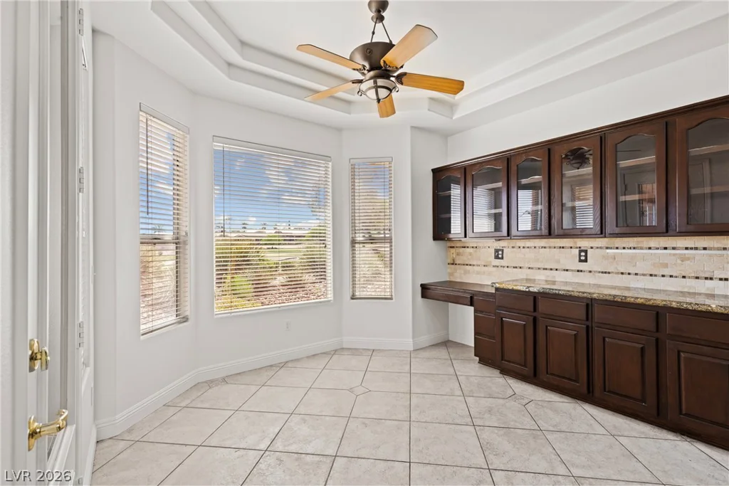 10033 Villa Ridge, Las Vegas, NV 89134