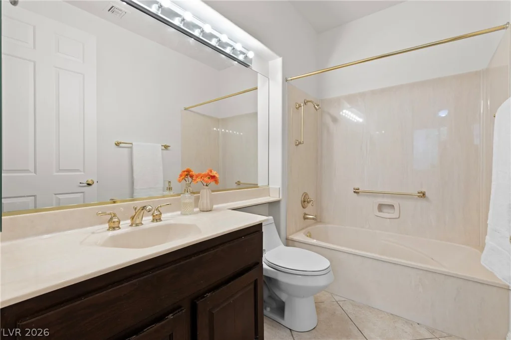 10033 Villa Ridge, Las Vegas, NV 89134