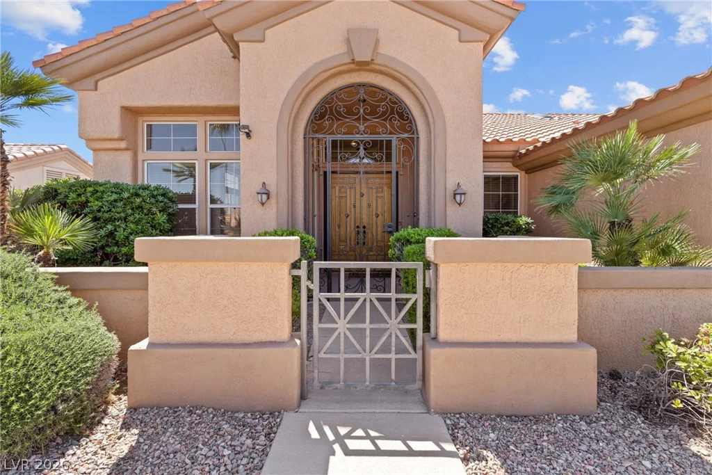 10033 Villa Ridge, Las Vegas, NV 89134