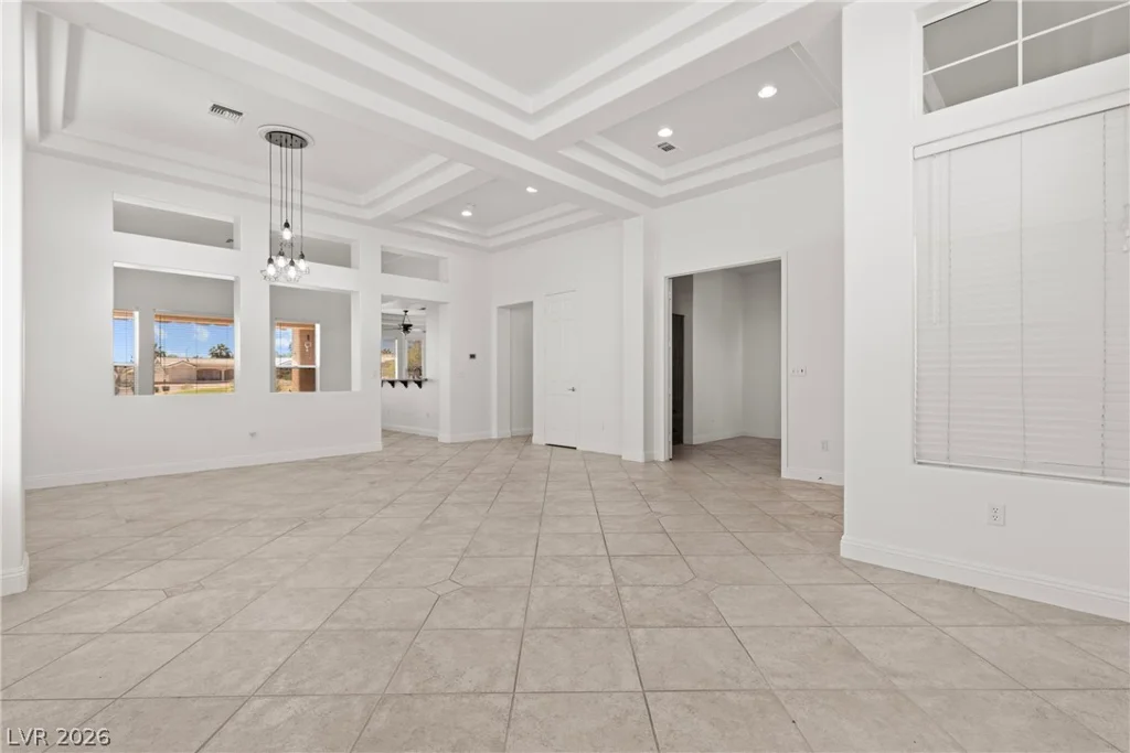 10033 Villa Ridge, Las Vegas, NV 89134