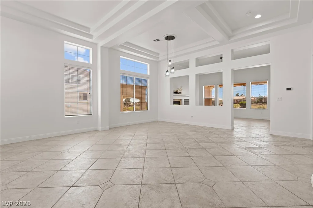 10033 Villa Ridge, Las Vegas, NV 89134
