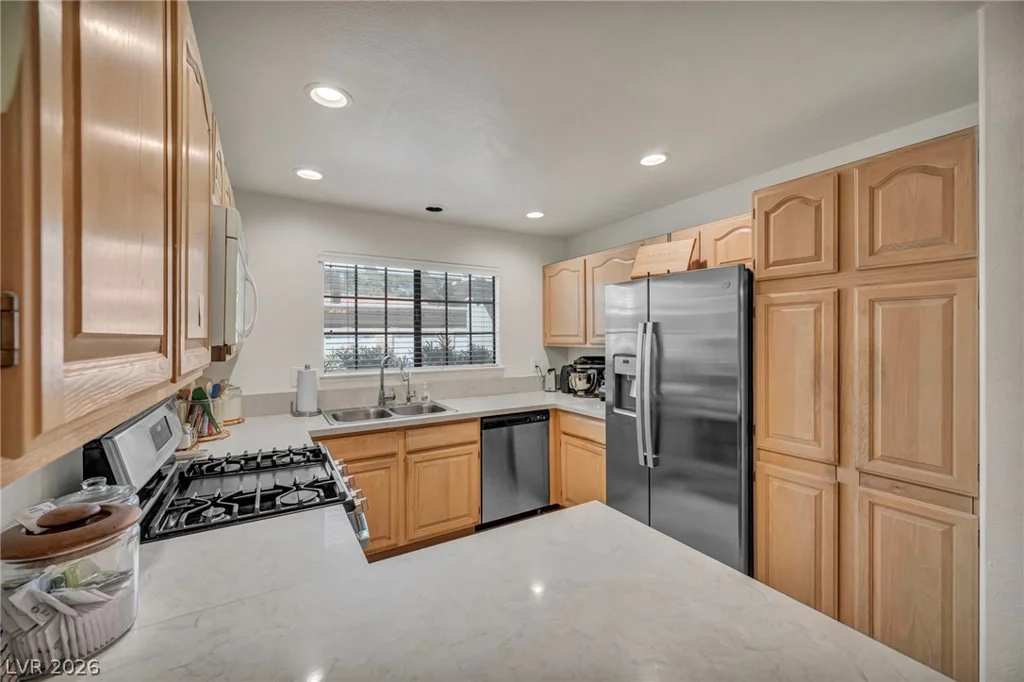 2851 Valley View, Las Vegas, NV 89102