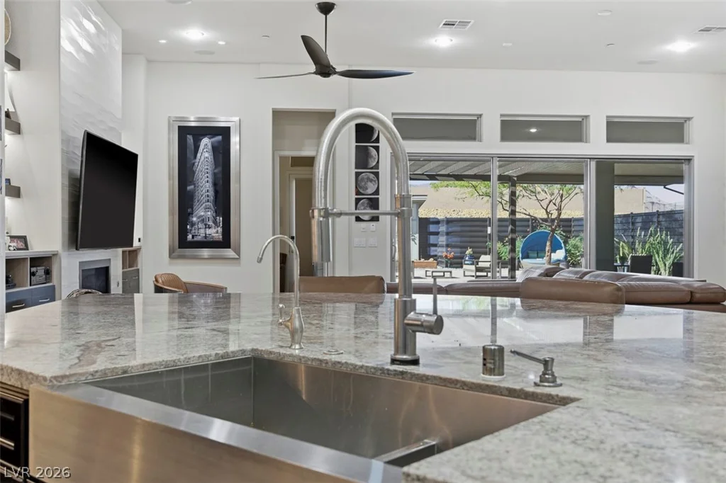 1211 Lake Heights, Henderson, NV 89002