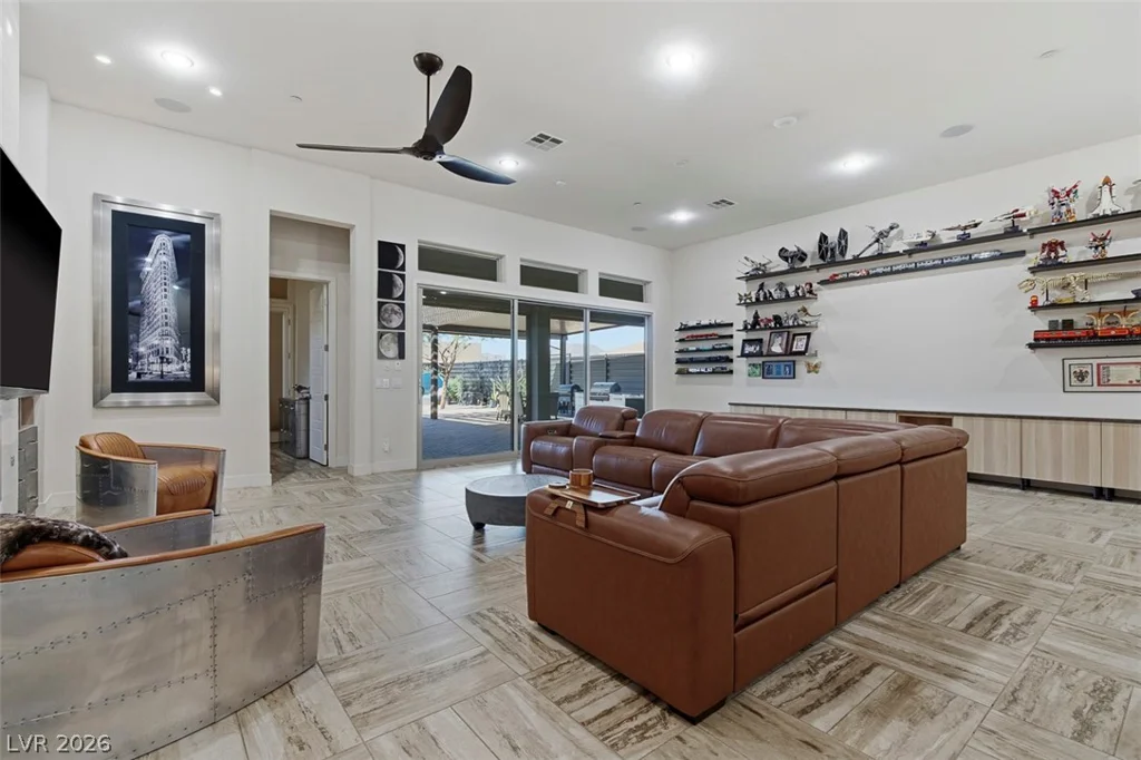 1211 Lake Heights, Henderson, NV 89002