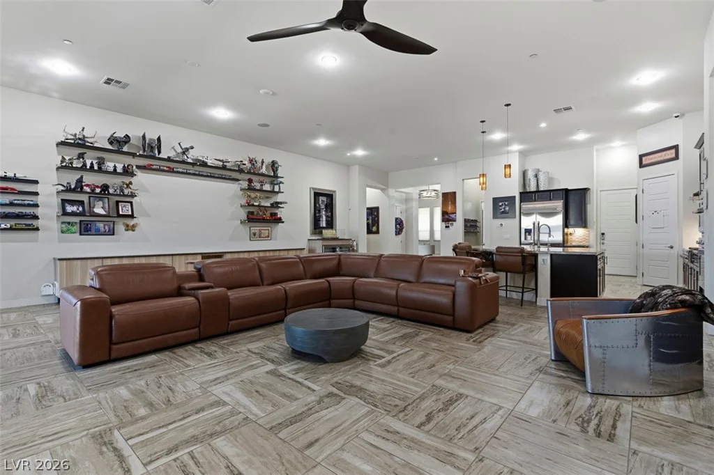 1211 Lake Heights, Henderson, NV 89002