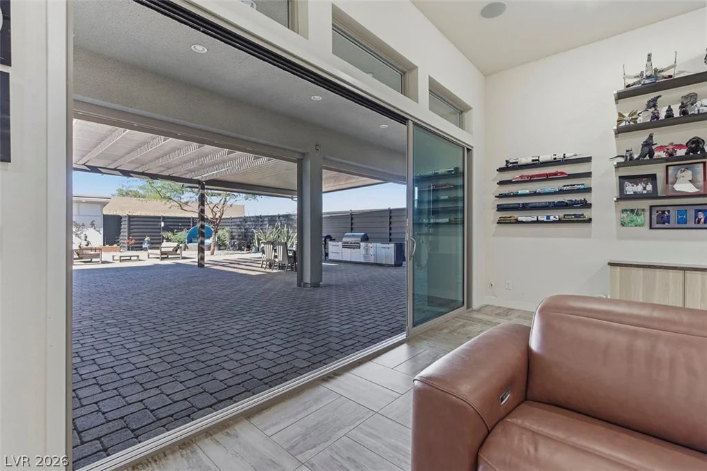1211 Lake Heights, Henderson, NV 89002