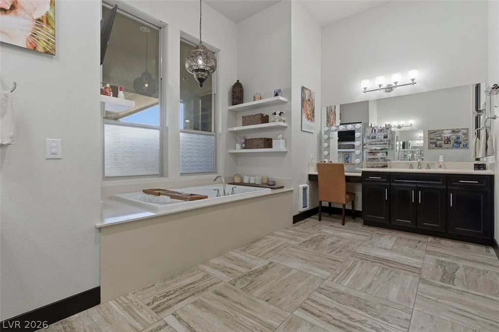 1211 Lake Heights, Henderson, NV 89002