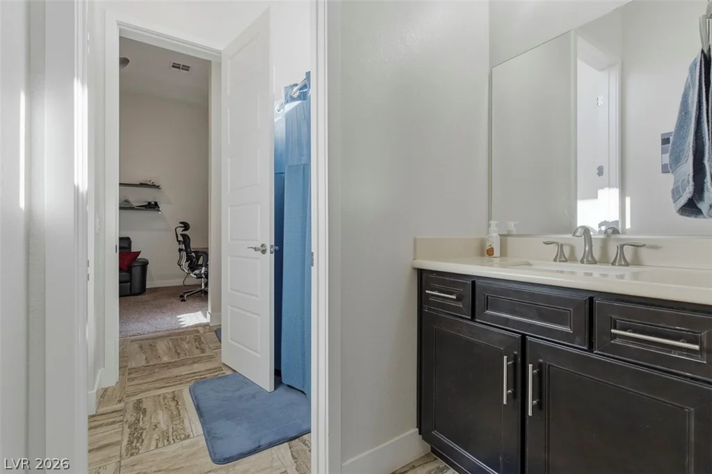 1211 Lake Heights, Henderson, NV 89002