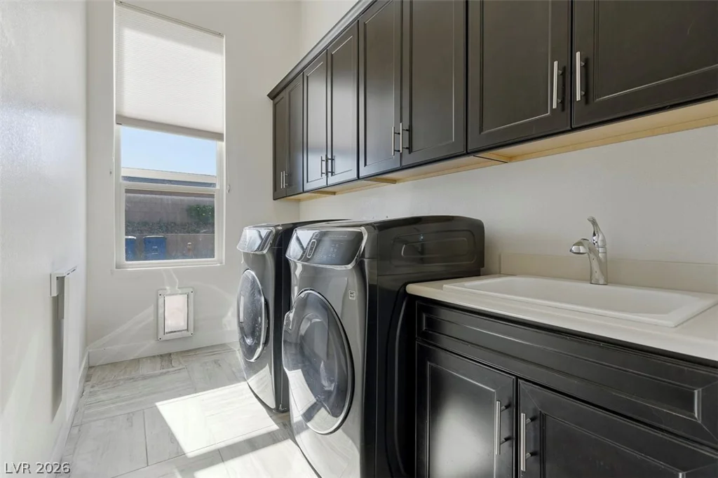 1211 Lake Heights, Henderson, NV 89002
