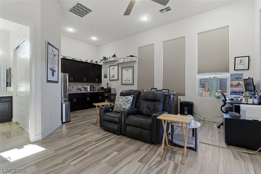 1211 Lake Heights, Henderson, NV 89002