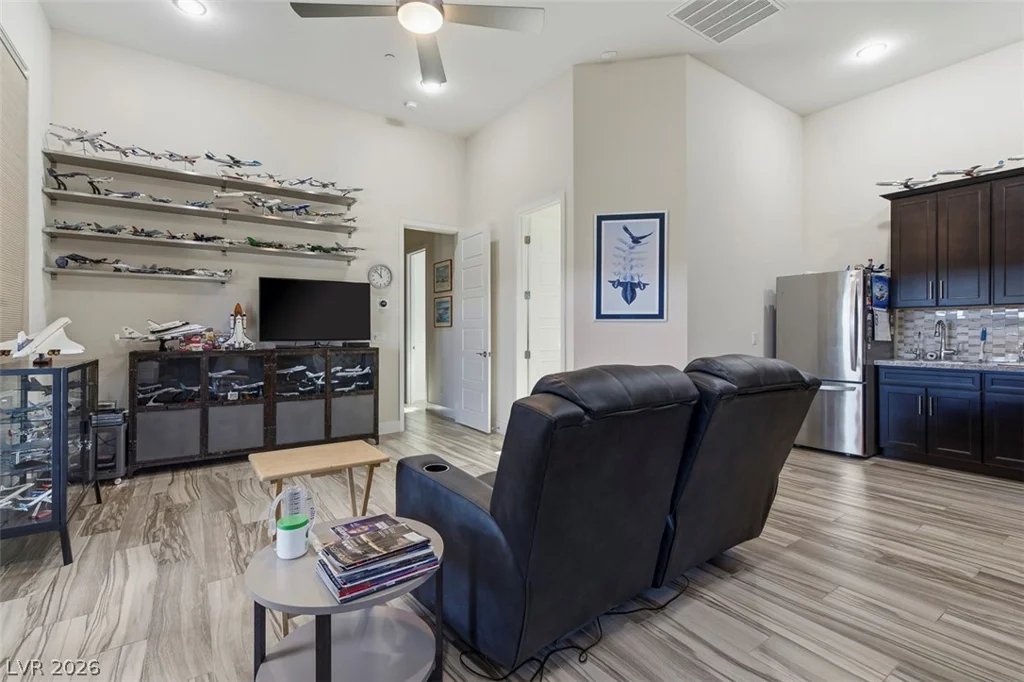 1211 Lake Heights, Henderson, NV 89002