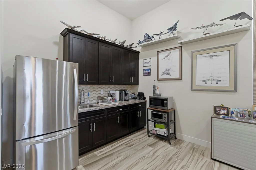 1211 Lake Heights, Henderson, NV 89002