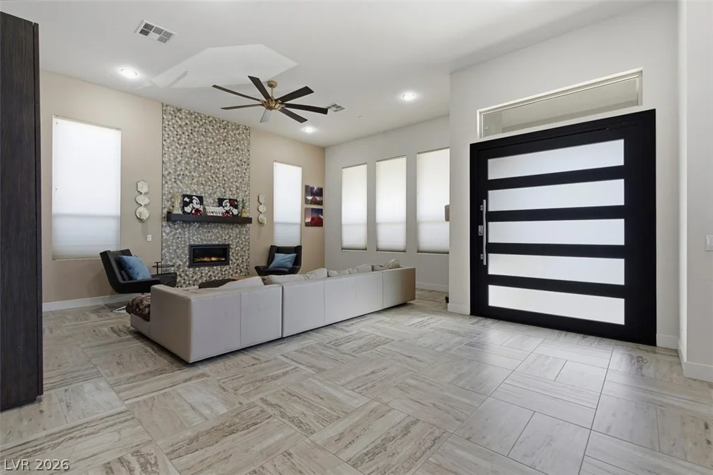 1211 Lake Heights, Henderson, NV 89002