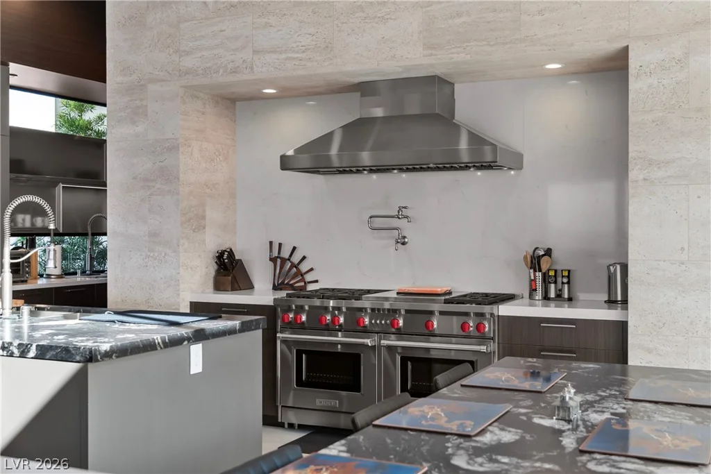 1550 Dragon Crest, Henderson, NV 89012
